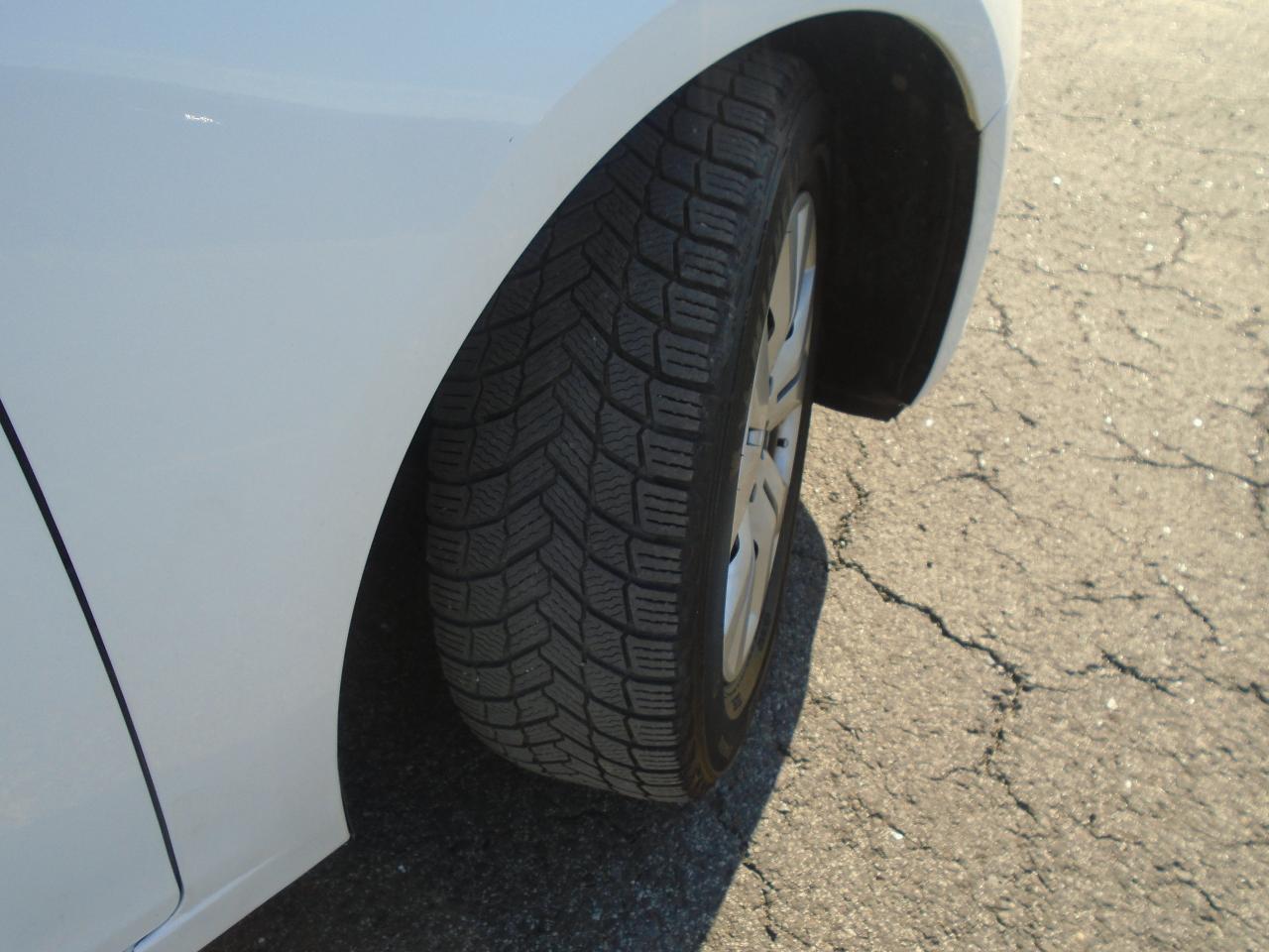 2014 Chevrolet Cruze 4dr Sdn 1LT - Photo #29