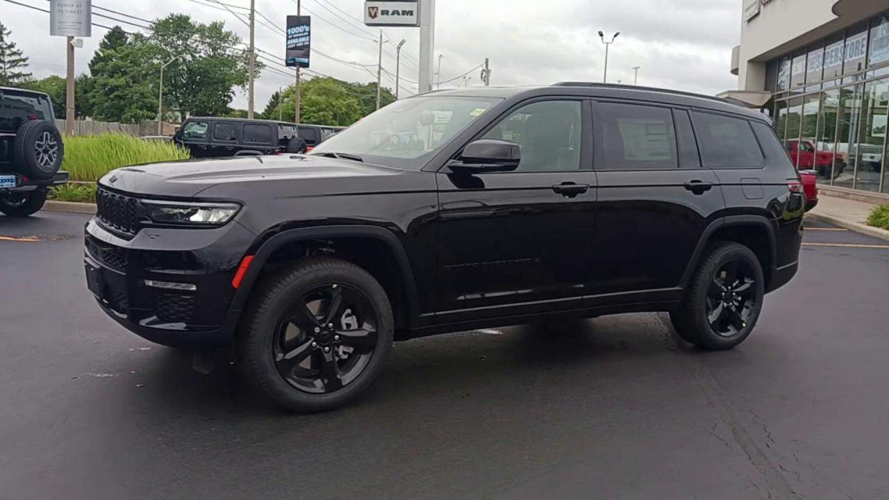 2025 Jeep Grand Cherokee L Limited 4x4 Photo3