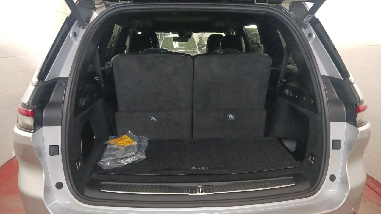 2025 Jeep Grand Cherokee L Summit Reserve 4x4 Photo