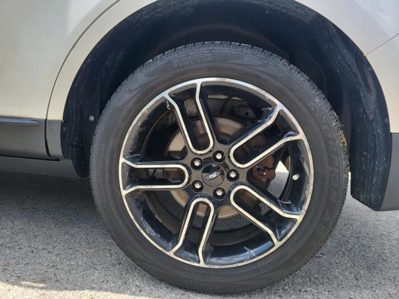 2014 Ford Edge SEL AWD Photo