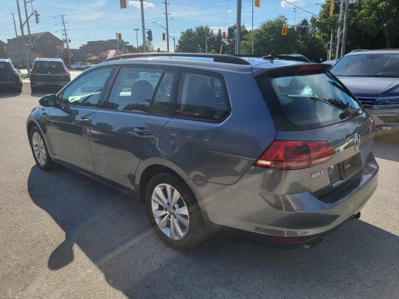 2015 Volkswagen Golf COMFORTLINE Photo5