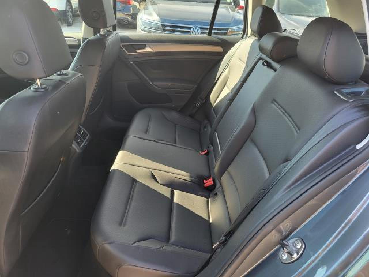 2015 Volkswagen Golf COMFORTLINE Photo15