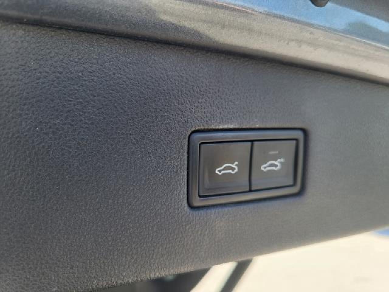 2018 Volkswagen Tiguan HIGHLINE 7 PASSENGER Photo20