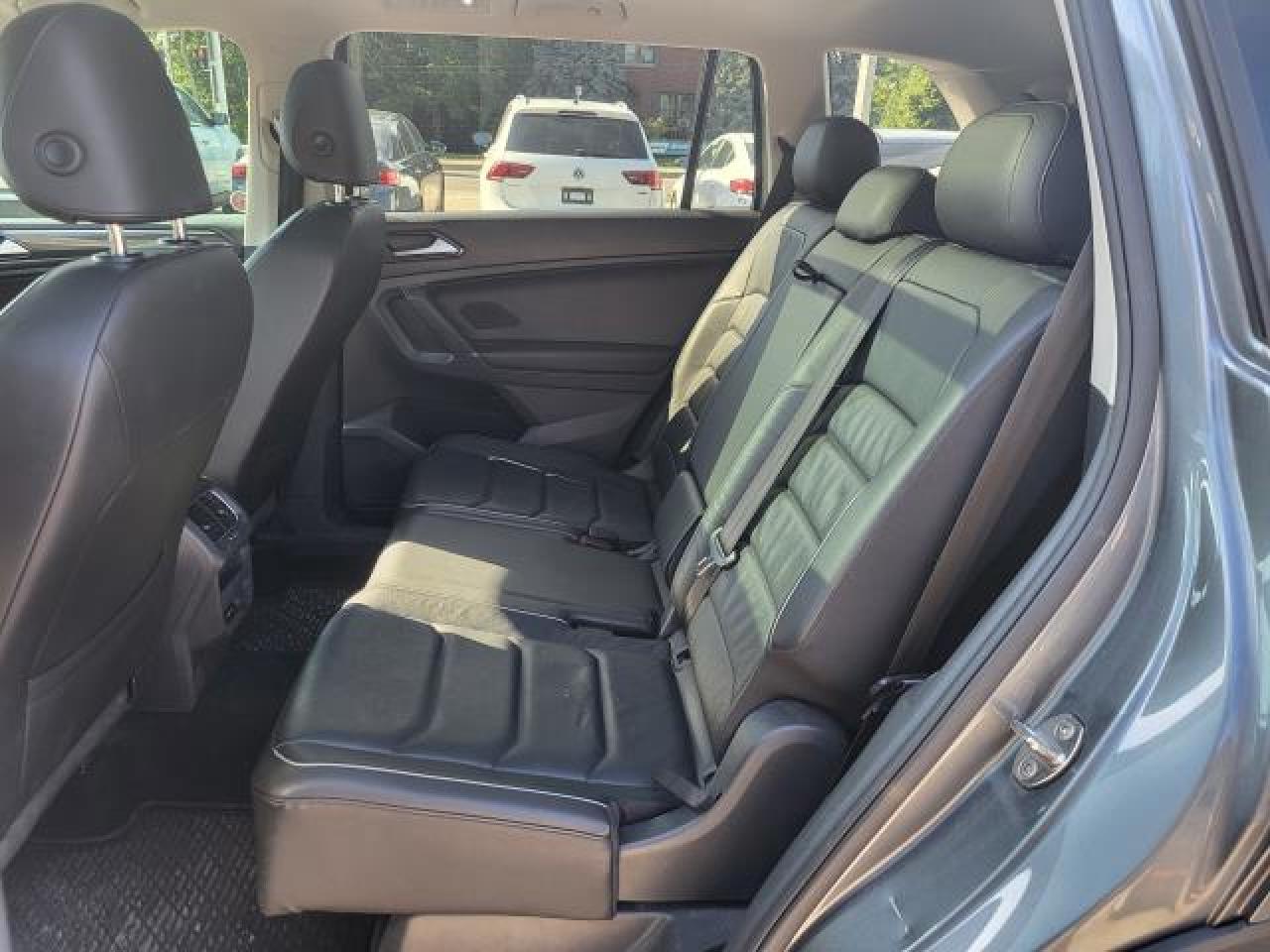 2018 Volkswagen Tiguan HIGHLINE 7 PASSENGER Photo17