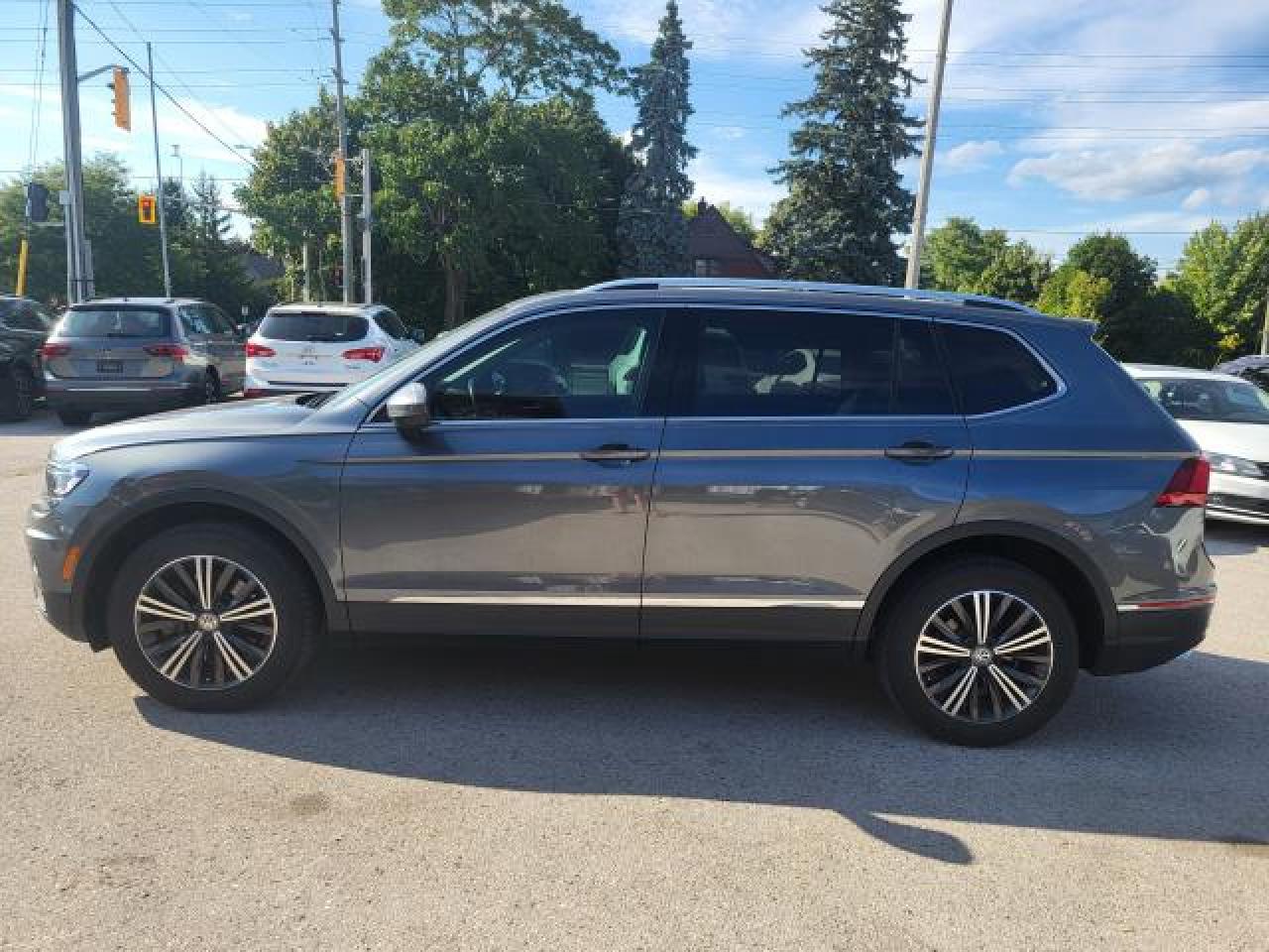2018 Volkswagen Tiguan HIGHLINE 7 PASSENGER Photo47