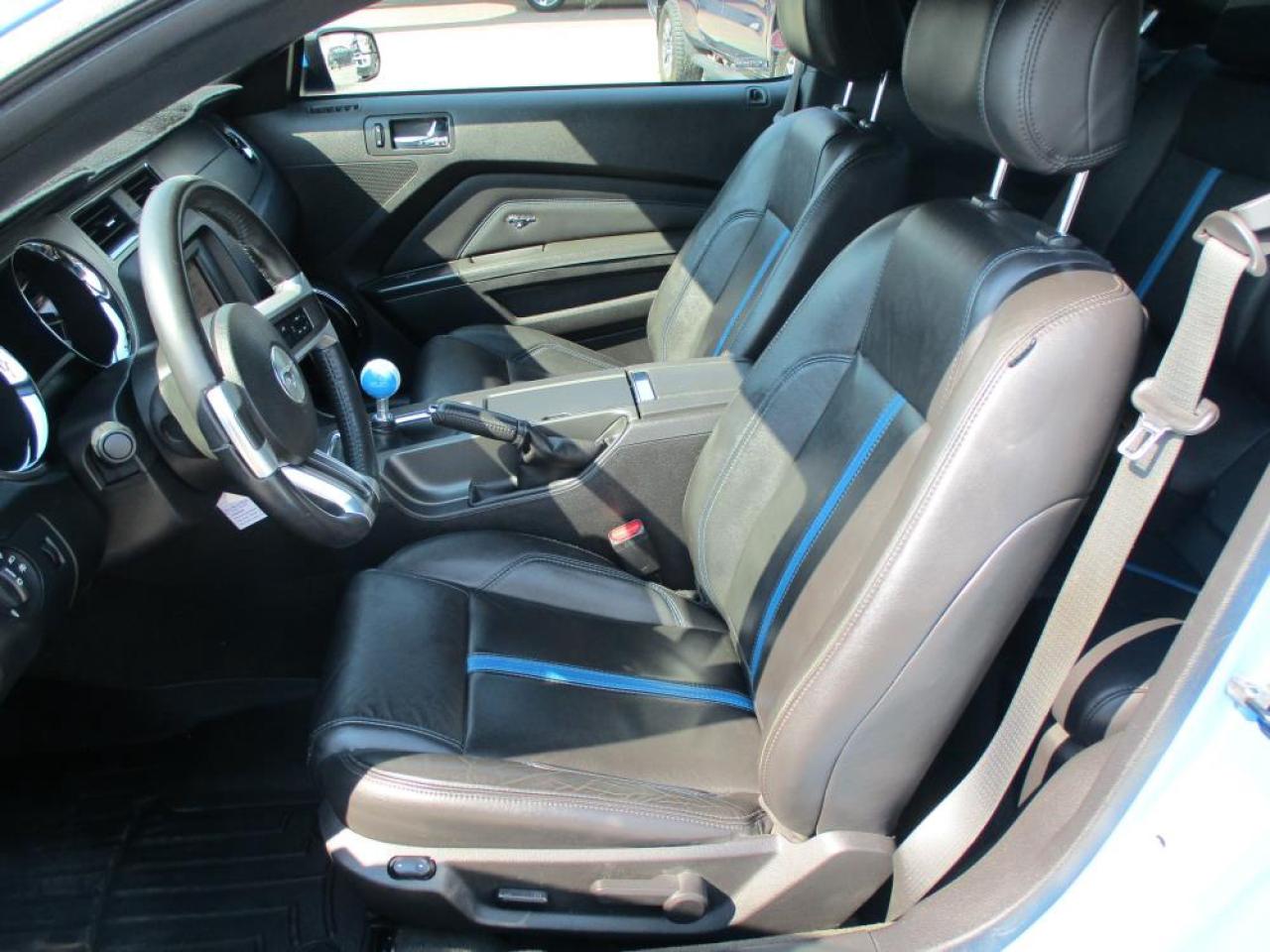 2014 Ford Mustang GT Coupe Photo12