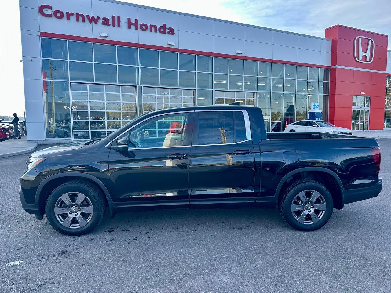 2020 Honda Ridgeline EX-L Photo2