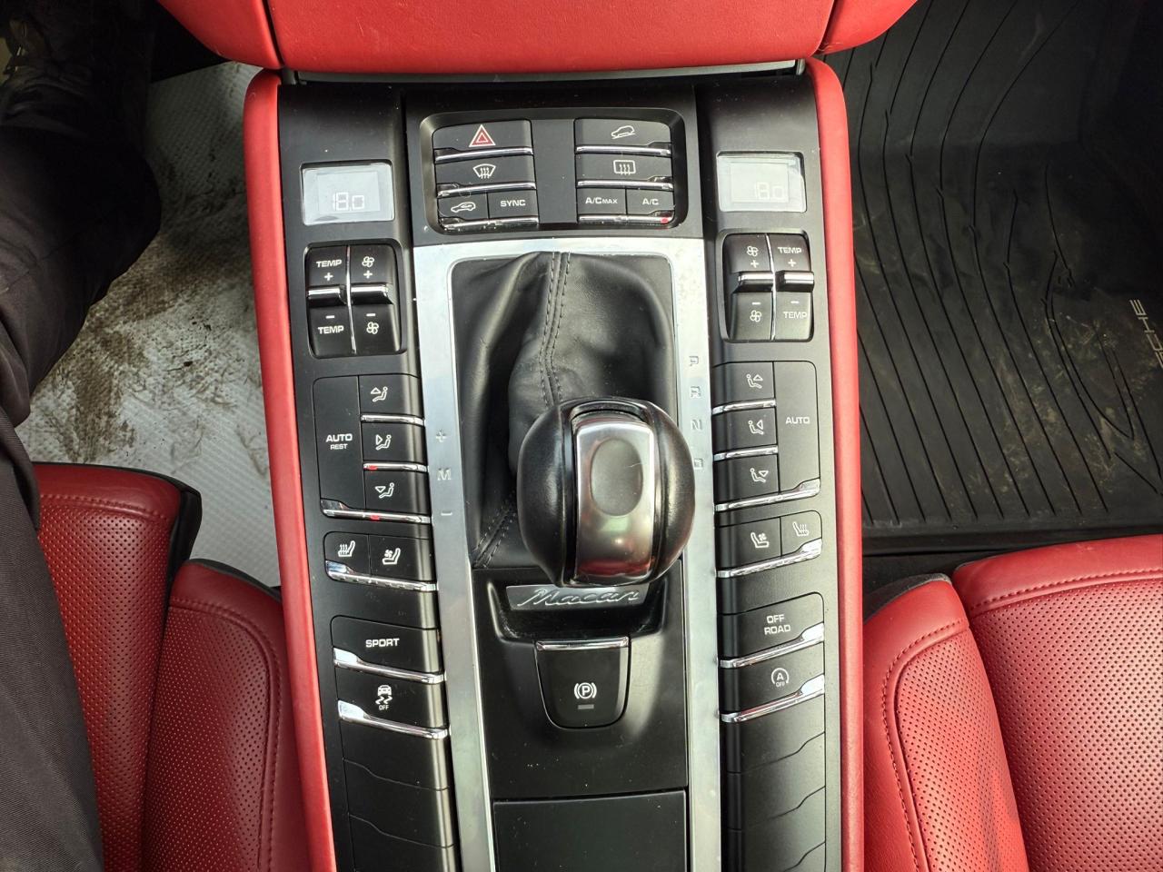 2016 Porsche Macan S | ALL CREDIT ACCEPTED!! - Photo #12