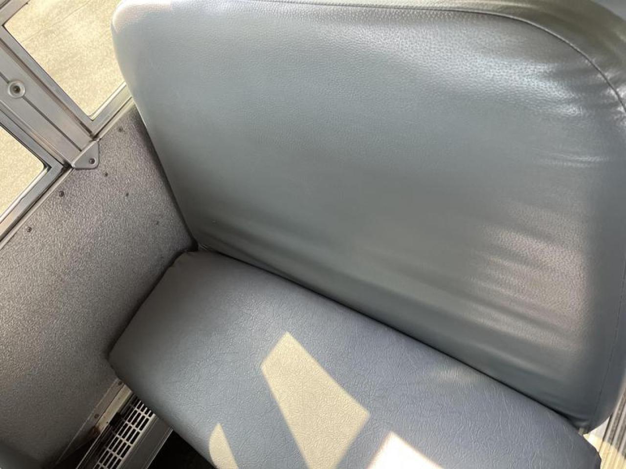 12933572