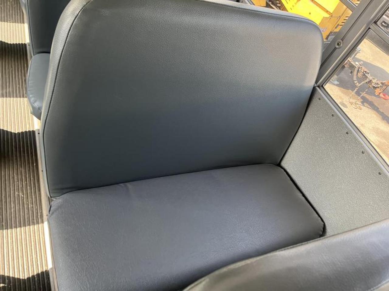 12933572