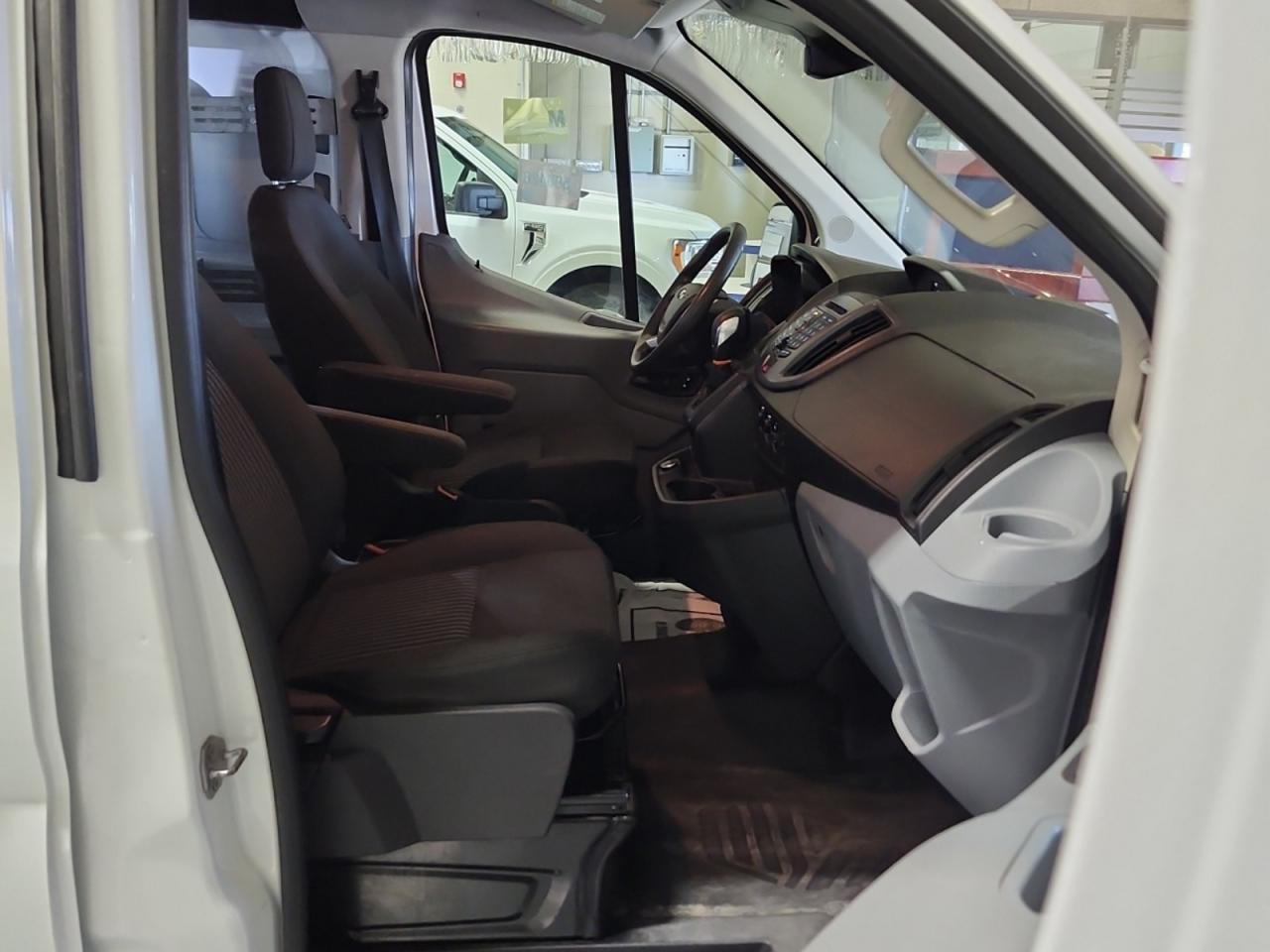 2019 Ford Transit VAN BASE Photo
