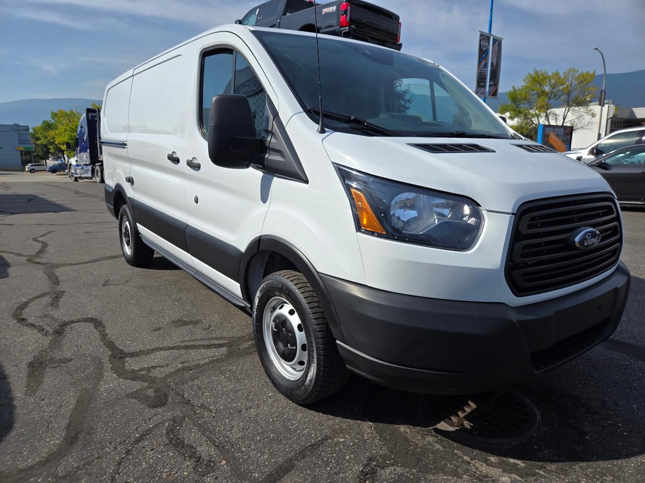 2019 Ford Transit VAN BASE Photo2