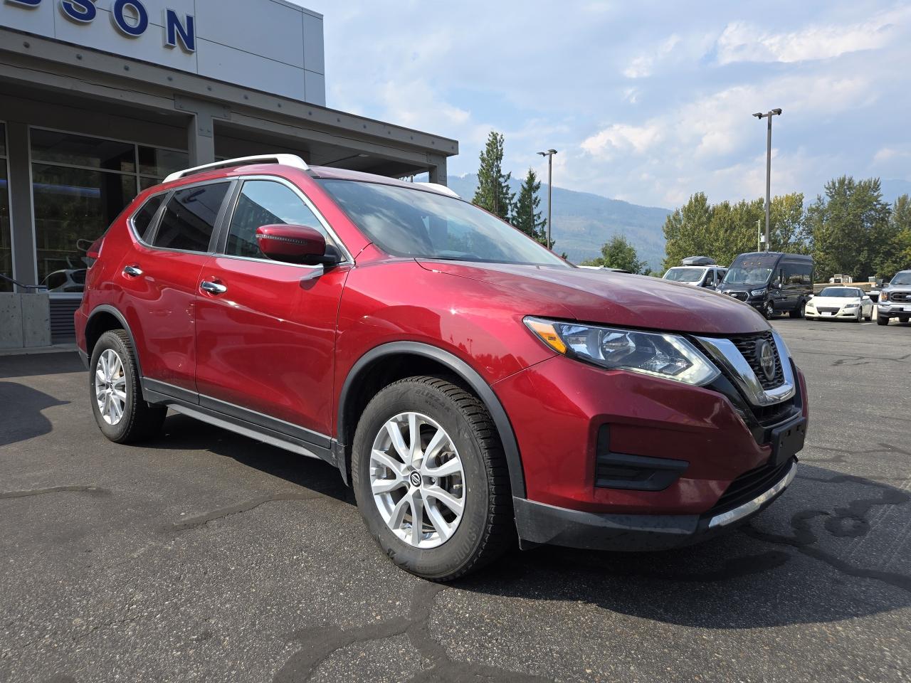 2020 Nissan Rogue S Photo5