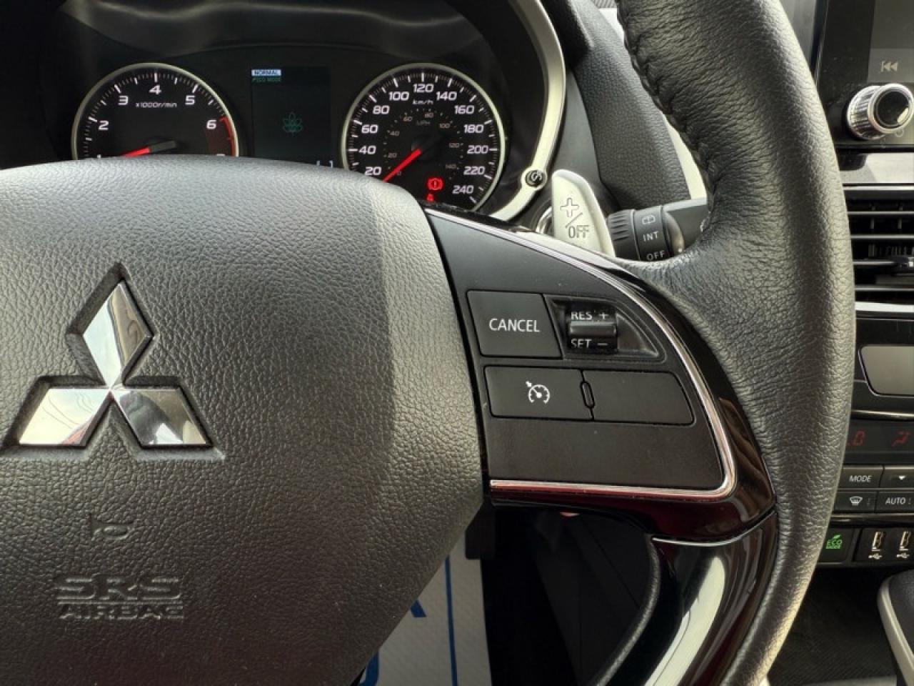 2024 Mitsubishi Eclipse Cross SE S-AWC  -  Heated Seats Photo