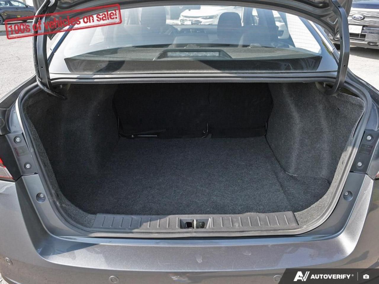 2023 Nissan Versa SR