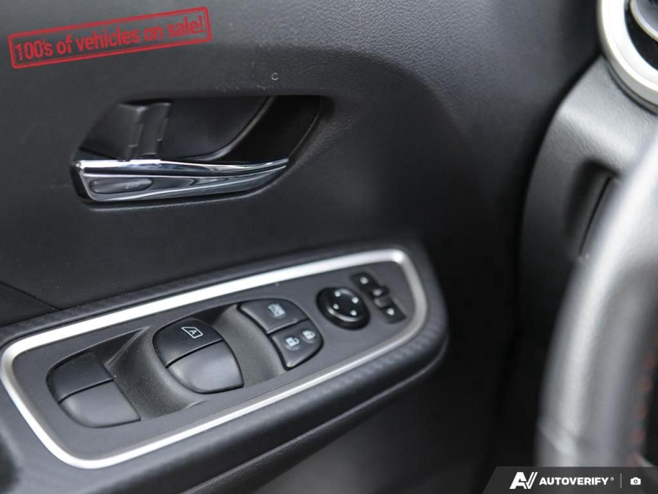 2023 Nissan Versa SR