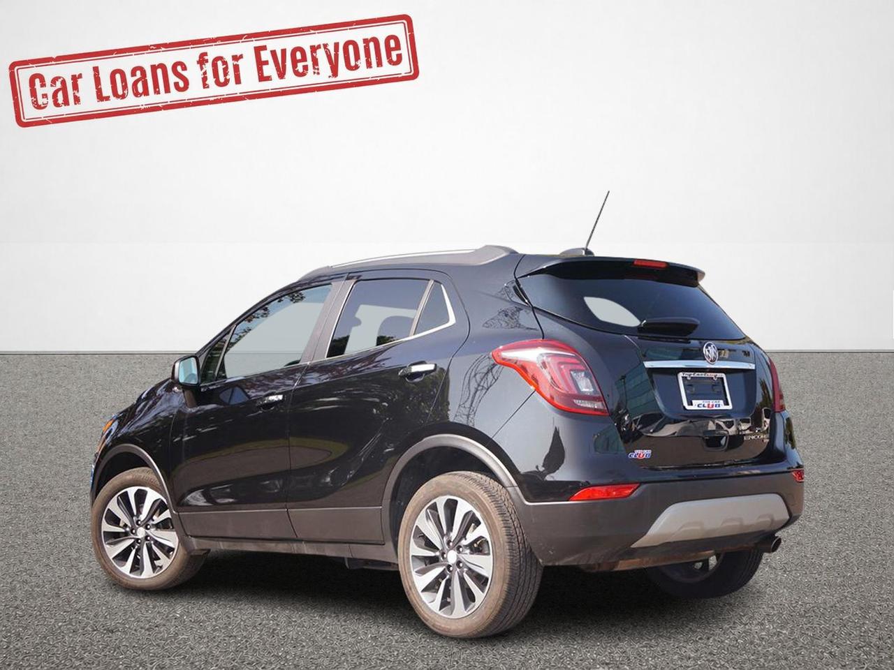 2022 Buick Encore Preferred Photo3