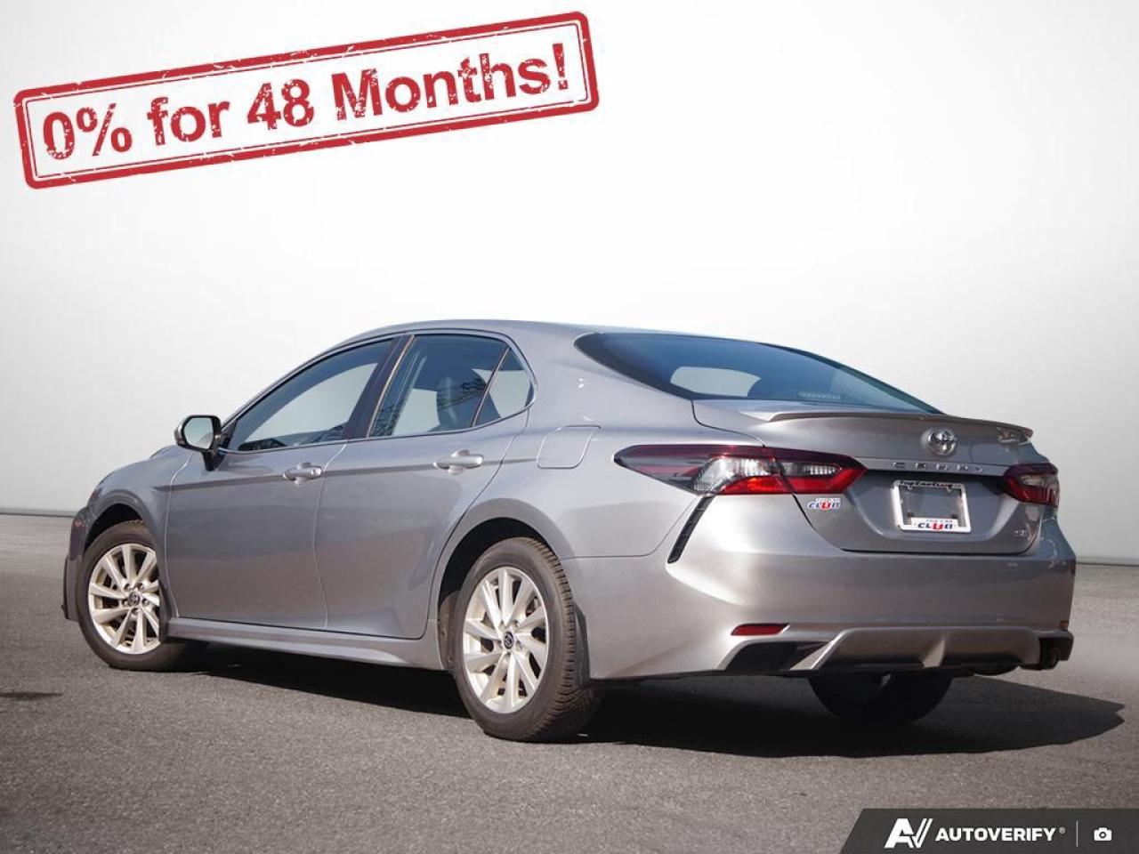 2022 Toyota Camry SE Photo3