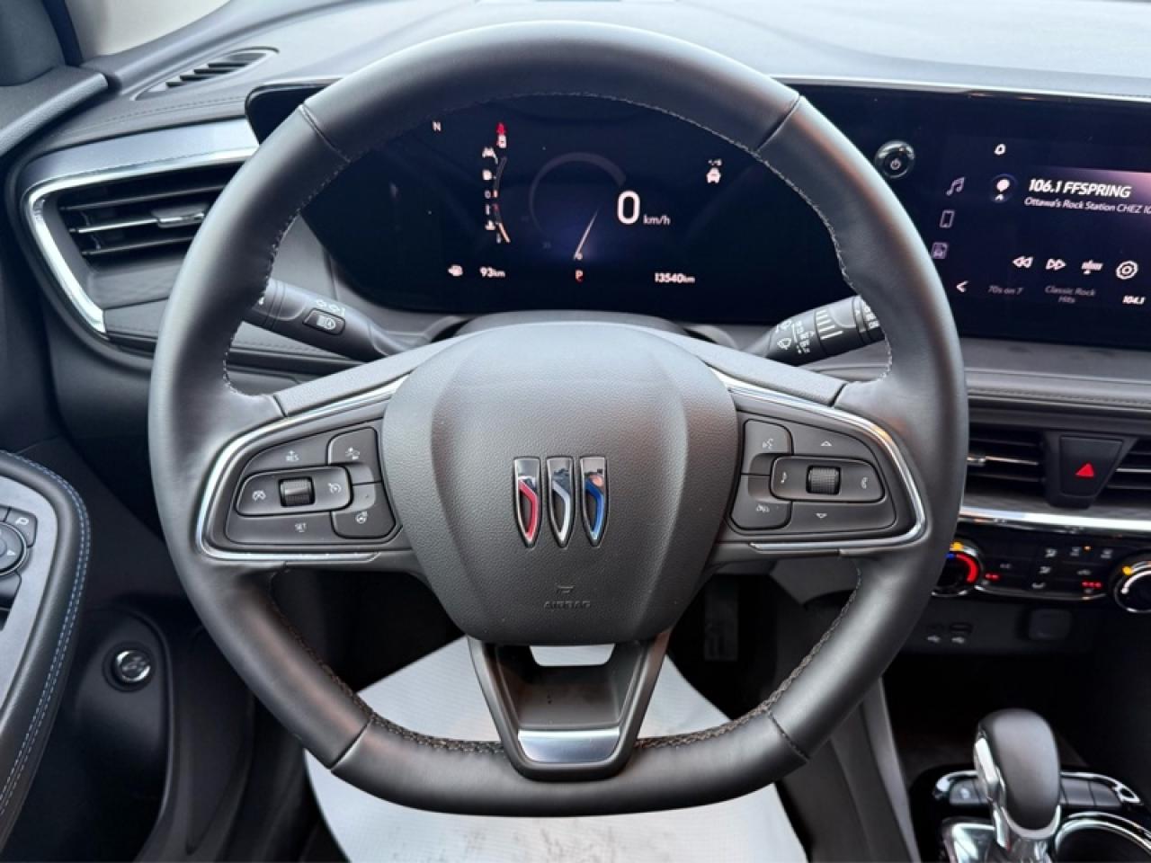 2025 Buick Encore GX Sport Touring  - Power Liftgate Photo2