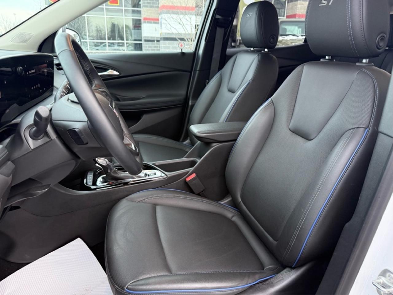 2025 Buick Encore GX Sport Touring  - Power Liftgate Photo