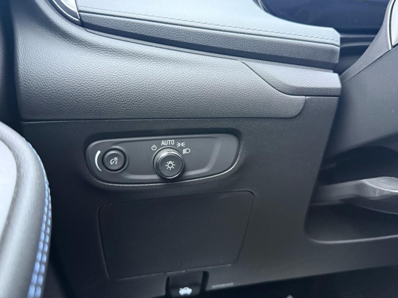 2025 Buick Encore GX Sport Touring  - Power Liftgate Photo