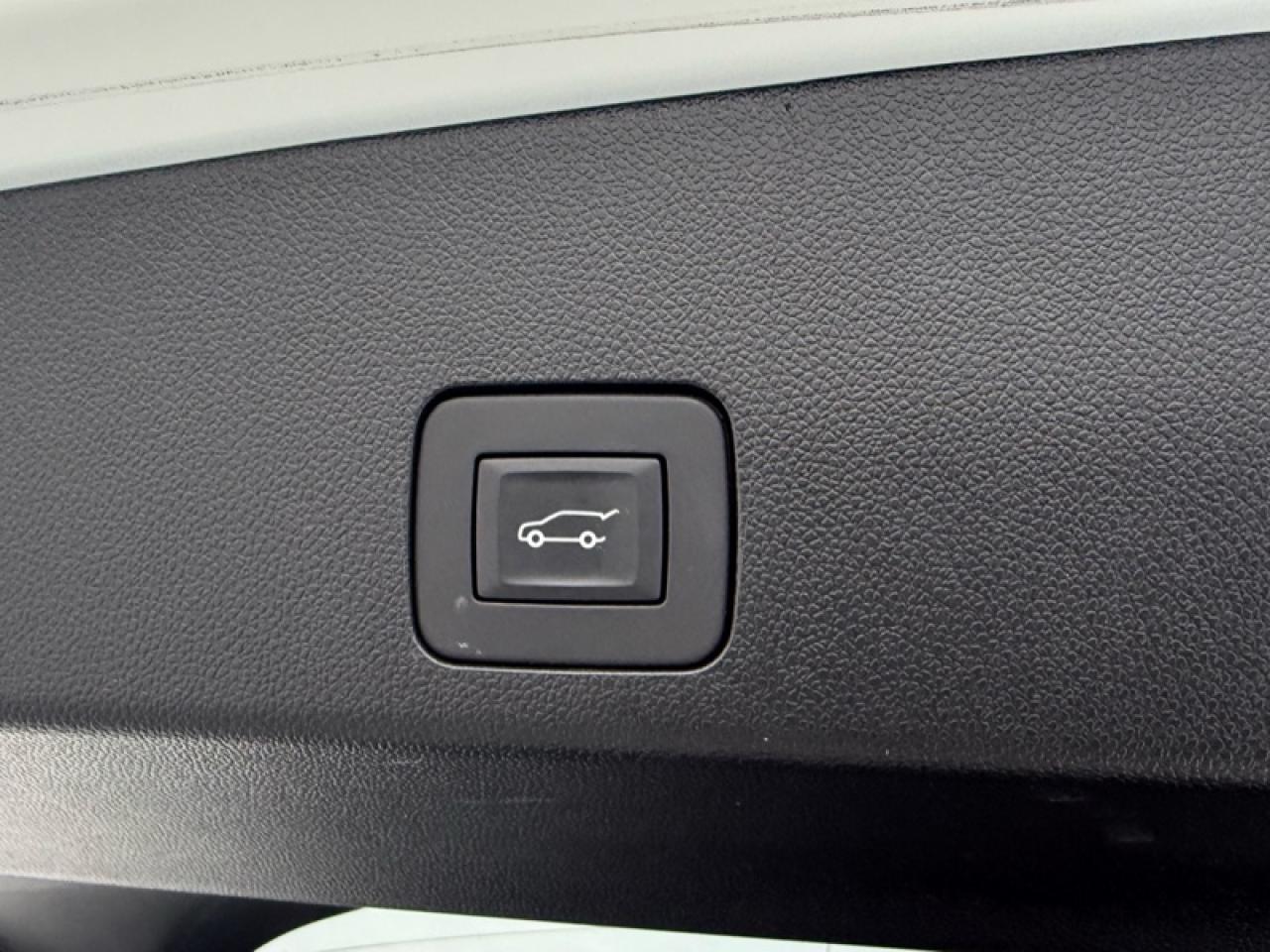 2025 Buick Encore GX Sport Touring  - Power Liftgate Photo