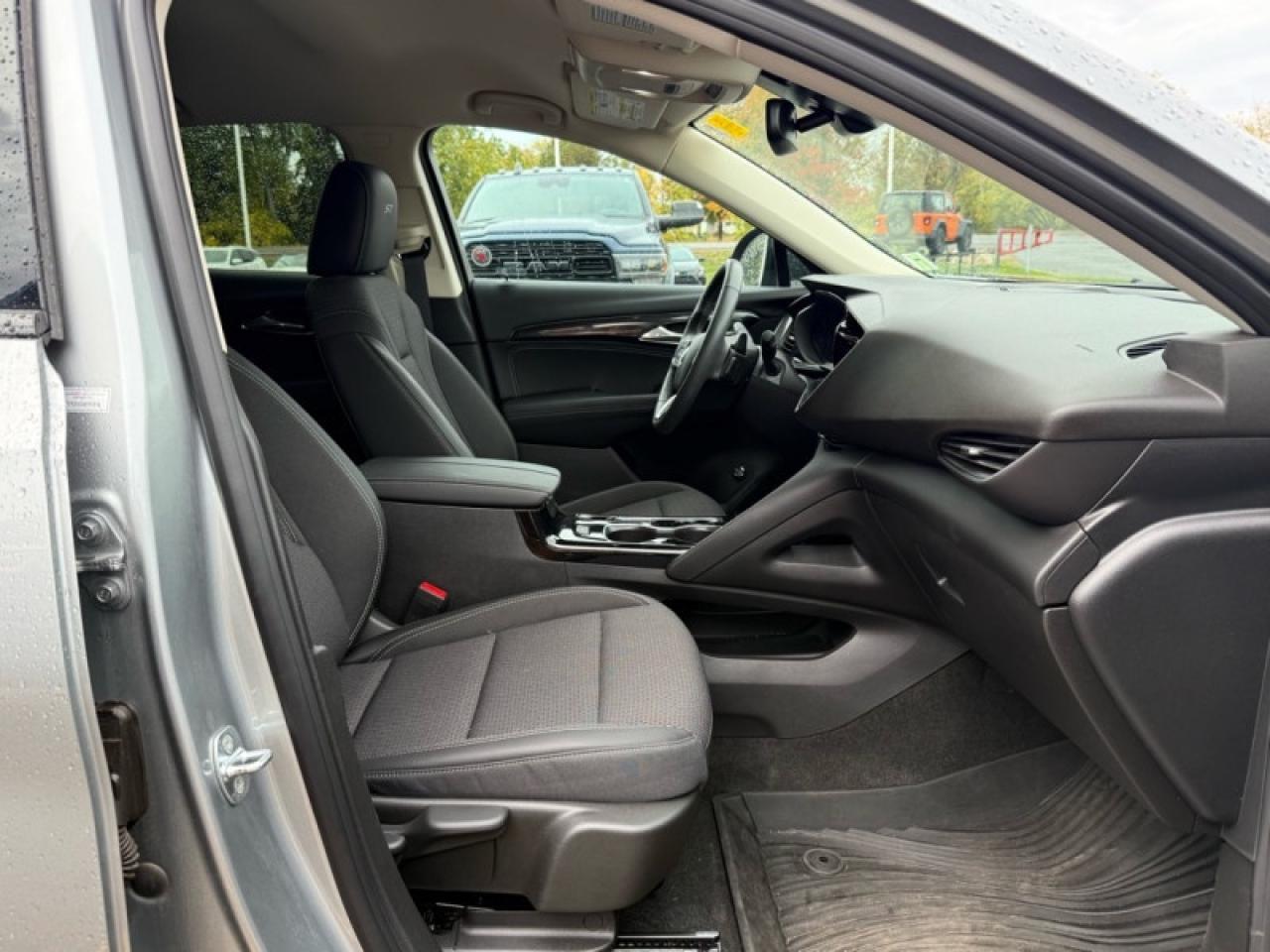 2023 Buick Envision Preferred AWD  - Heated Seats Photo