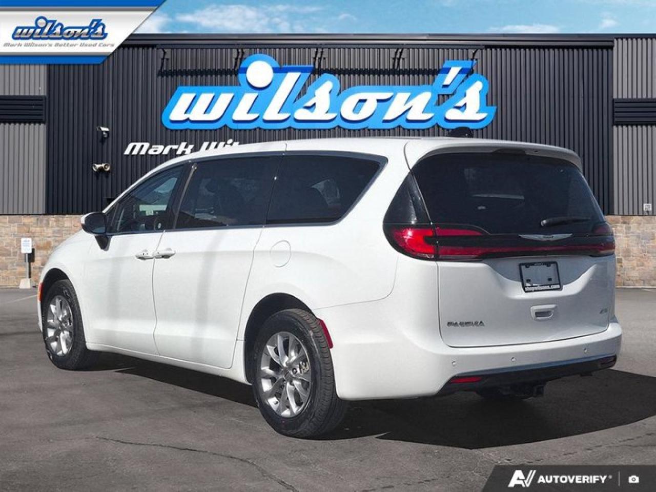 2023 Chrysler Pacifica Touring L AWD | Leather | Heated Wheel + Seats | Power Sliders + Hatch | CarPlay + Android and More! Photo