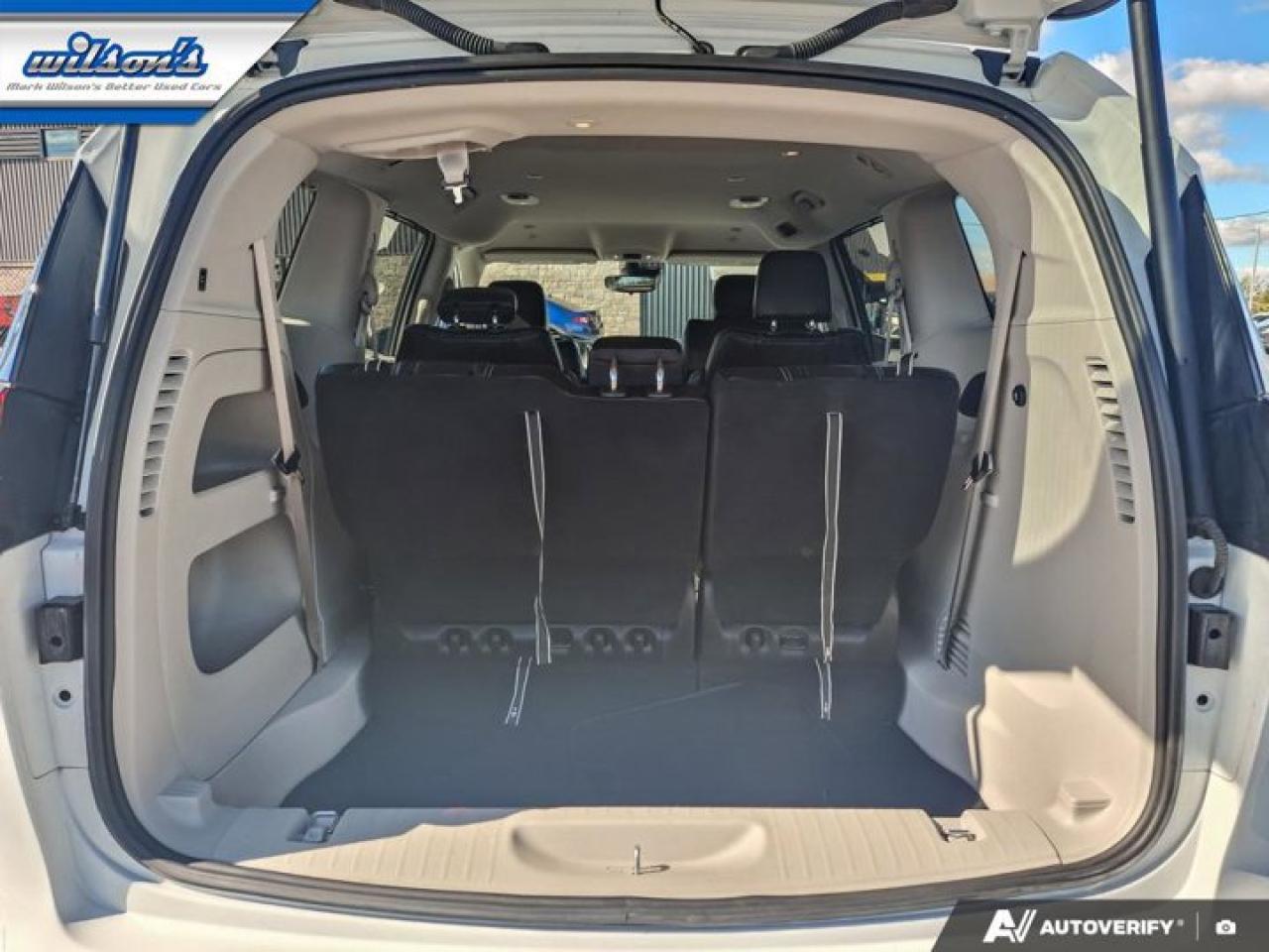 2023 Chrysler Pacifica Touring L AWD | Leather | Heated Wheel + Seats | Power Sliders + Hatch | CarPlay + Android and More! Photo