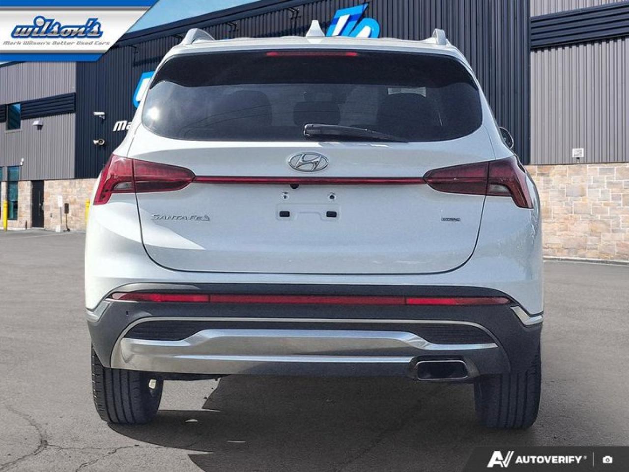 2022 Hyundai Santa Fe Preferred AWD | Heated Seats + Steering | Remote Start | Adaptive Cruise | Carplay | and More ! Photo3