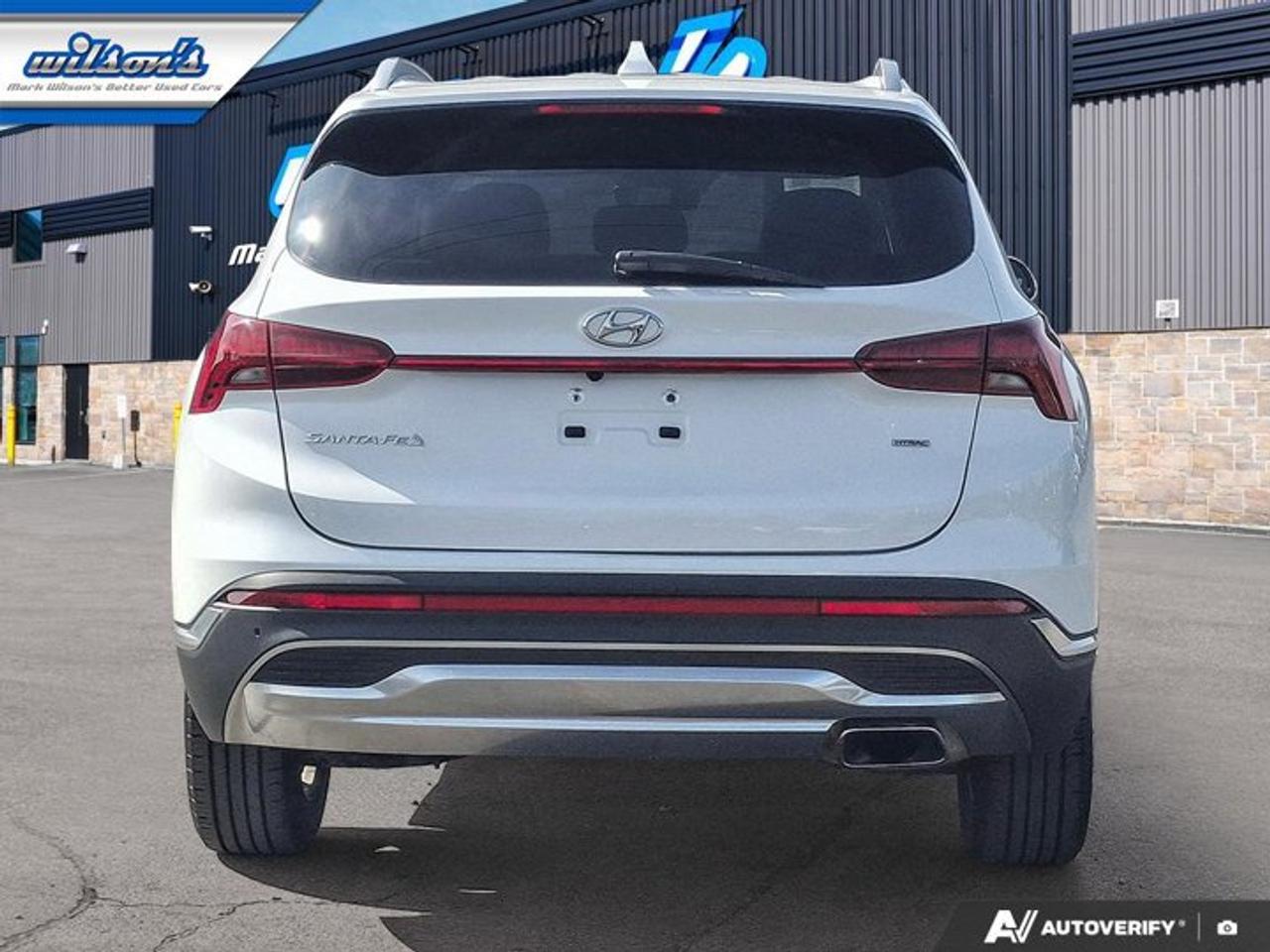 2022 Hyundai Santa Fe Preferred AWD | Heated Seats + Steering | Remote Start | Adaptive Cruise | Carplay | and More ! Photo3