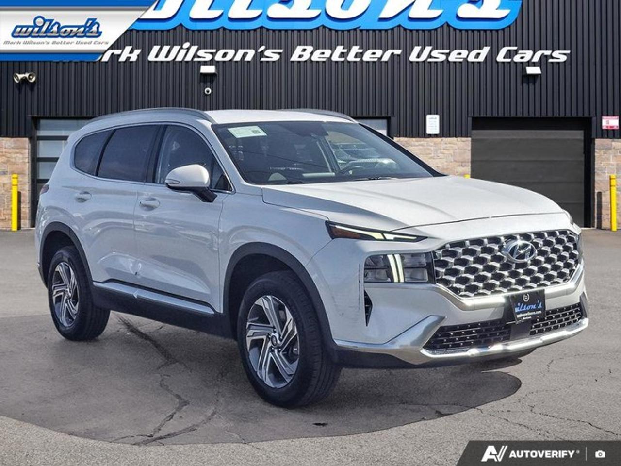 2022 Hyundai Santa Fe Preferred AWD | Heated Seats + Steering | Remote Start | Adaptive Cruise | Carplay | and More ! Photo