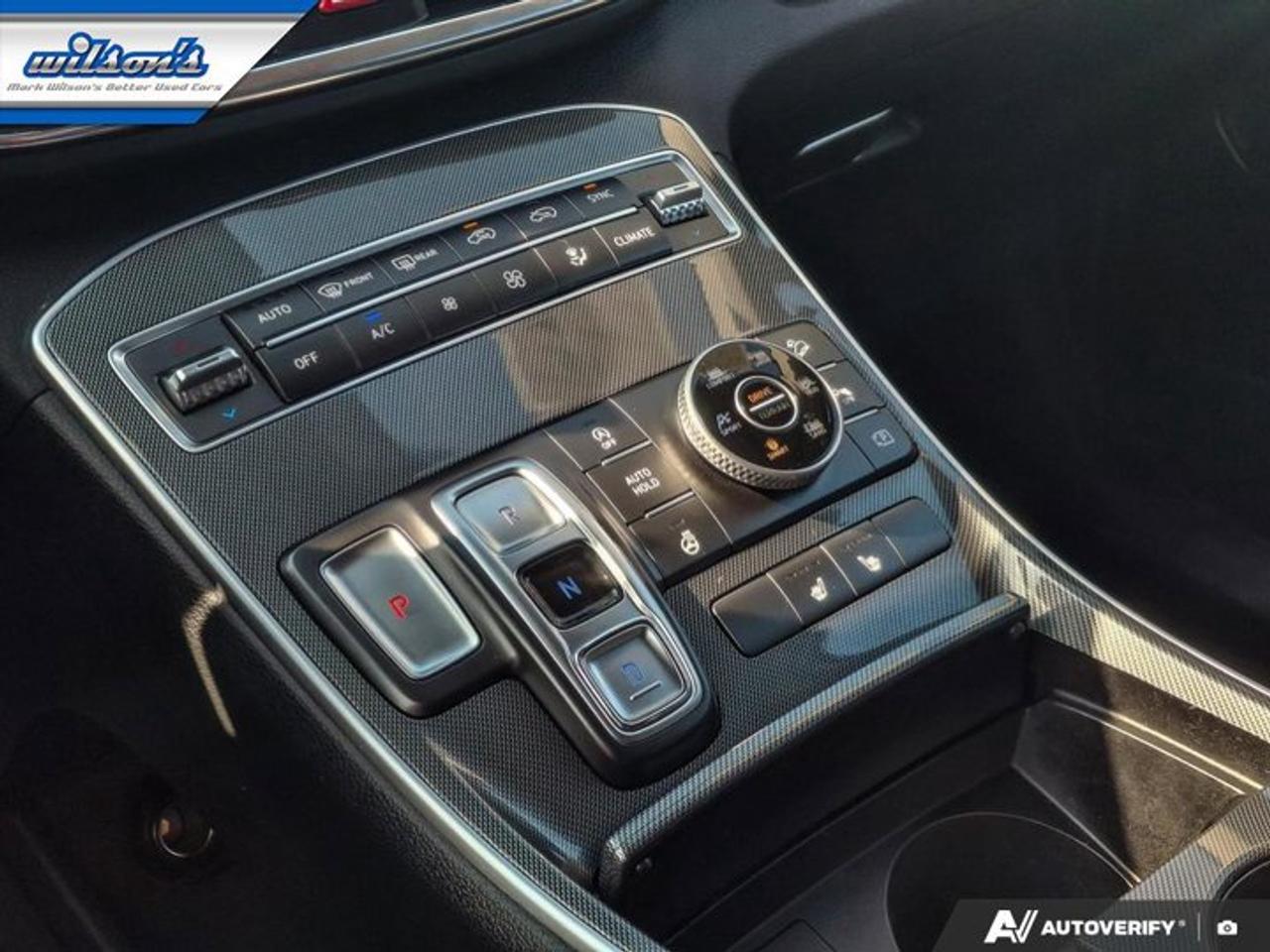 2022 Hyundai Santa Fe Preferred AWD | Heated Seats + Steering | Remote Start | Adaptive Cruise | Carplay | and More ! Photo