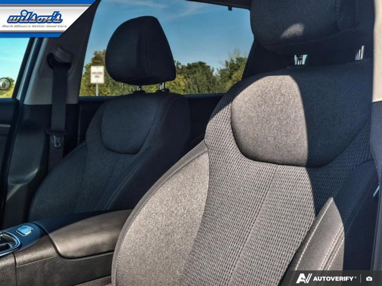 2022 Hyundai Santa Fe Preferred AWD | Heated Seats + Steering | Remote Start | Adaptive Cruise | Carplay | and More ! Photo