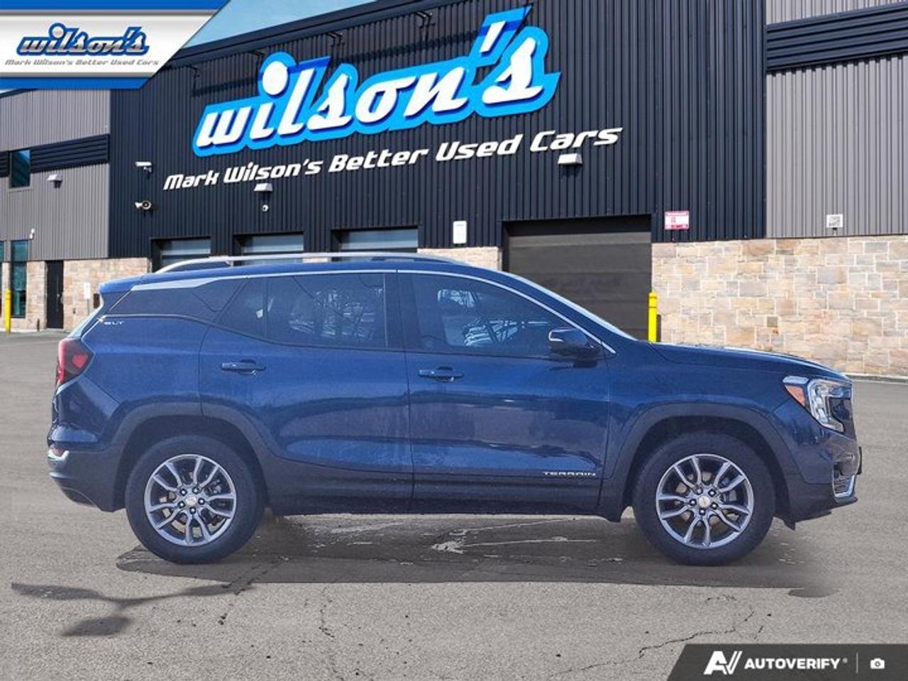 2022 GMC Terrain SLT AWD | Leather | Pano Roof | Navi | Bose Audio | Power Liftgate | Remote Start | and More ! Photo