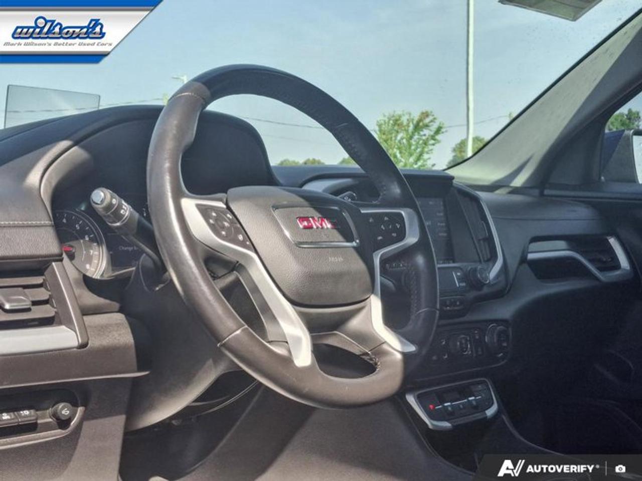 2022 GMC Terrain SLT AWD | Leather | Pano Roof | Navi | Bose Audio | Power Liftgate | Remote Start | and More ! Photo