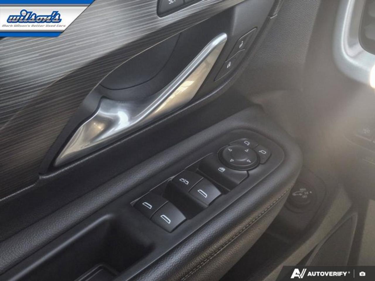 2022 GMC Terrain SLT AWD | Leather | Pano Roof | Navi | Bose Audio | Power Liftgate | Remote Start | and More ! Photo