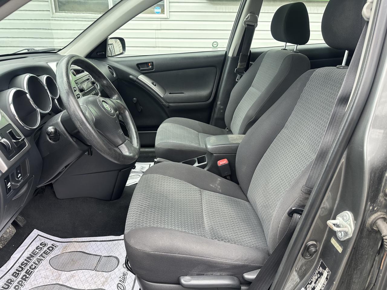 2008 Toyota Matrix 5dr Automatic Hatchback - Photo #9