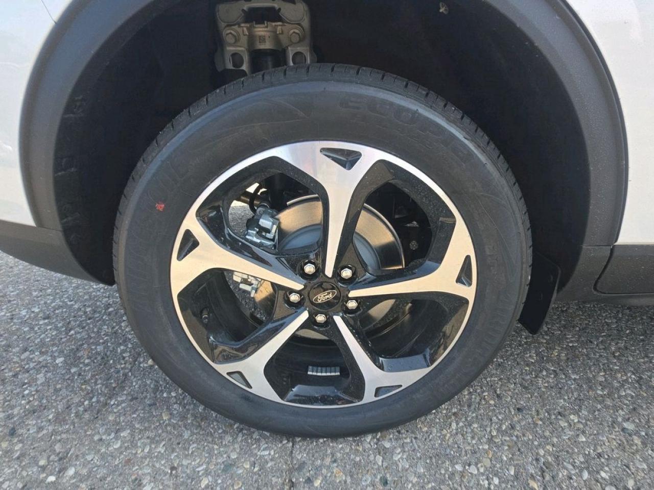 2025 Ford Escape ST-Line Select Photo4