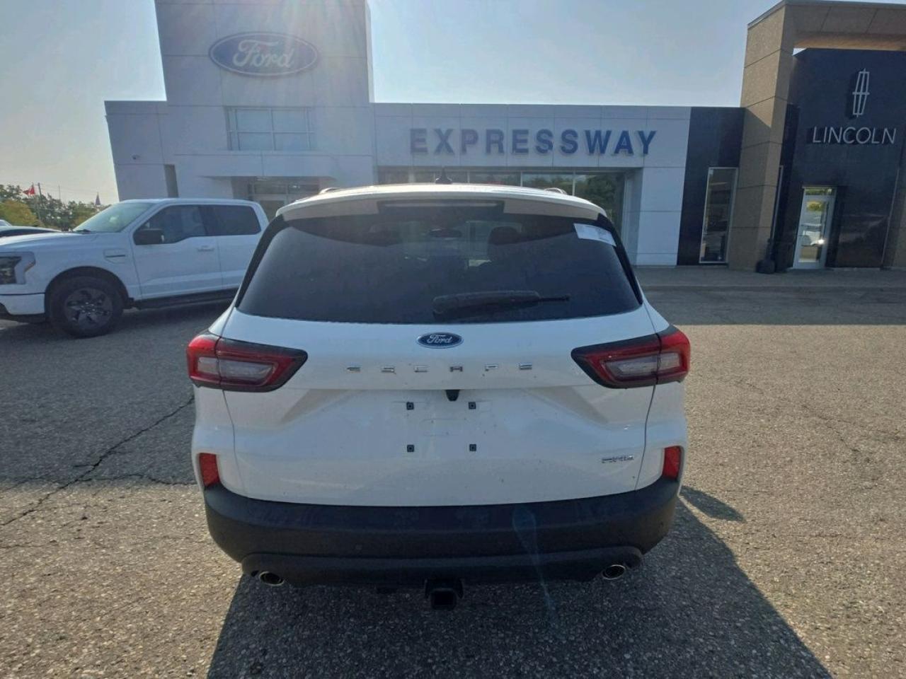 2025 Ford Escape ST-Line Select Photo5