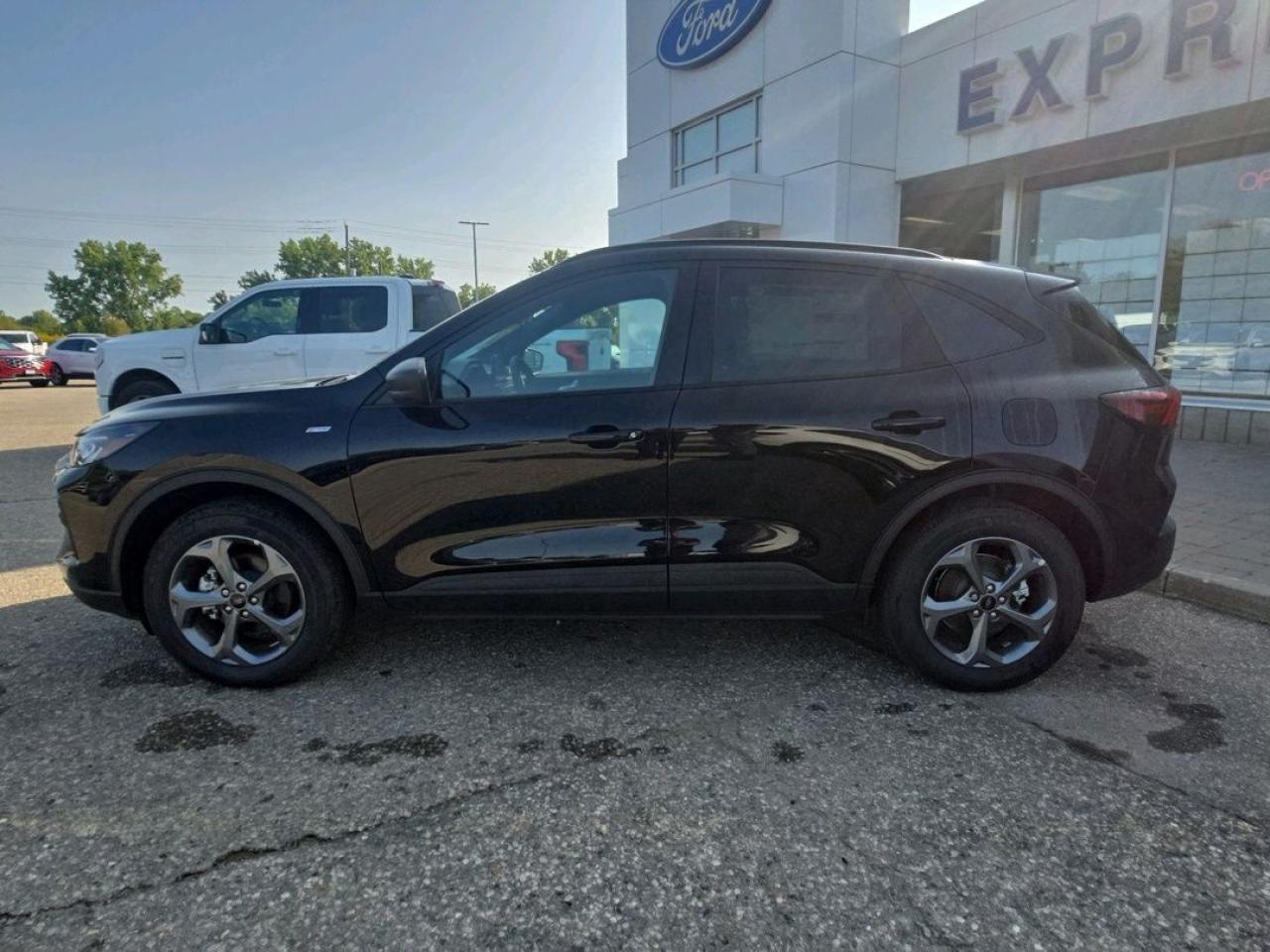 2025 Ford Escape ST-LINE, HEATED STEERING WHEEL, REMOTE START Photo2