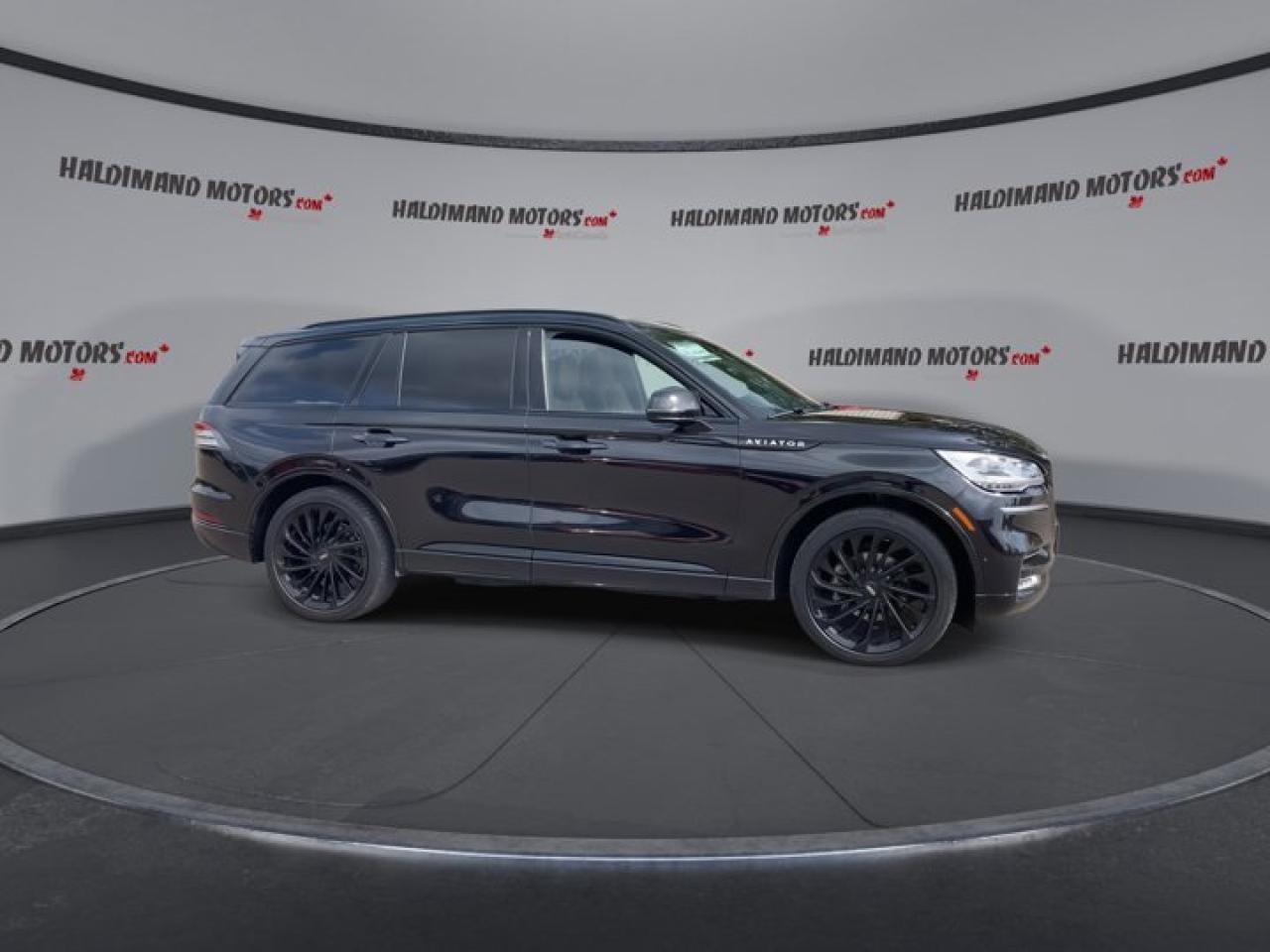 2023 Lincoln Aviator Reserve AWD | Heated Steering Wheel | Remote Start Photo