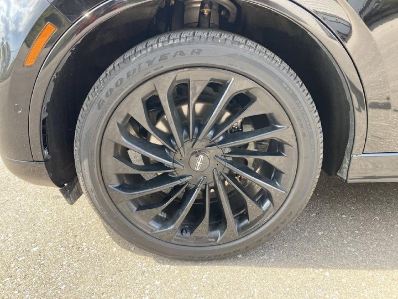 2023 Lincoln Aviator Reserve AWD | Heated Steering Wheel | Remote Start Photo