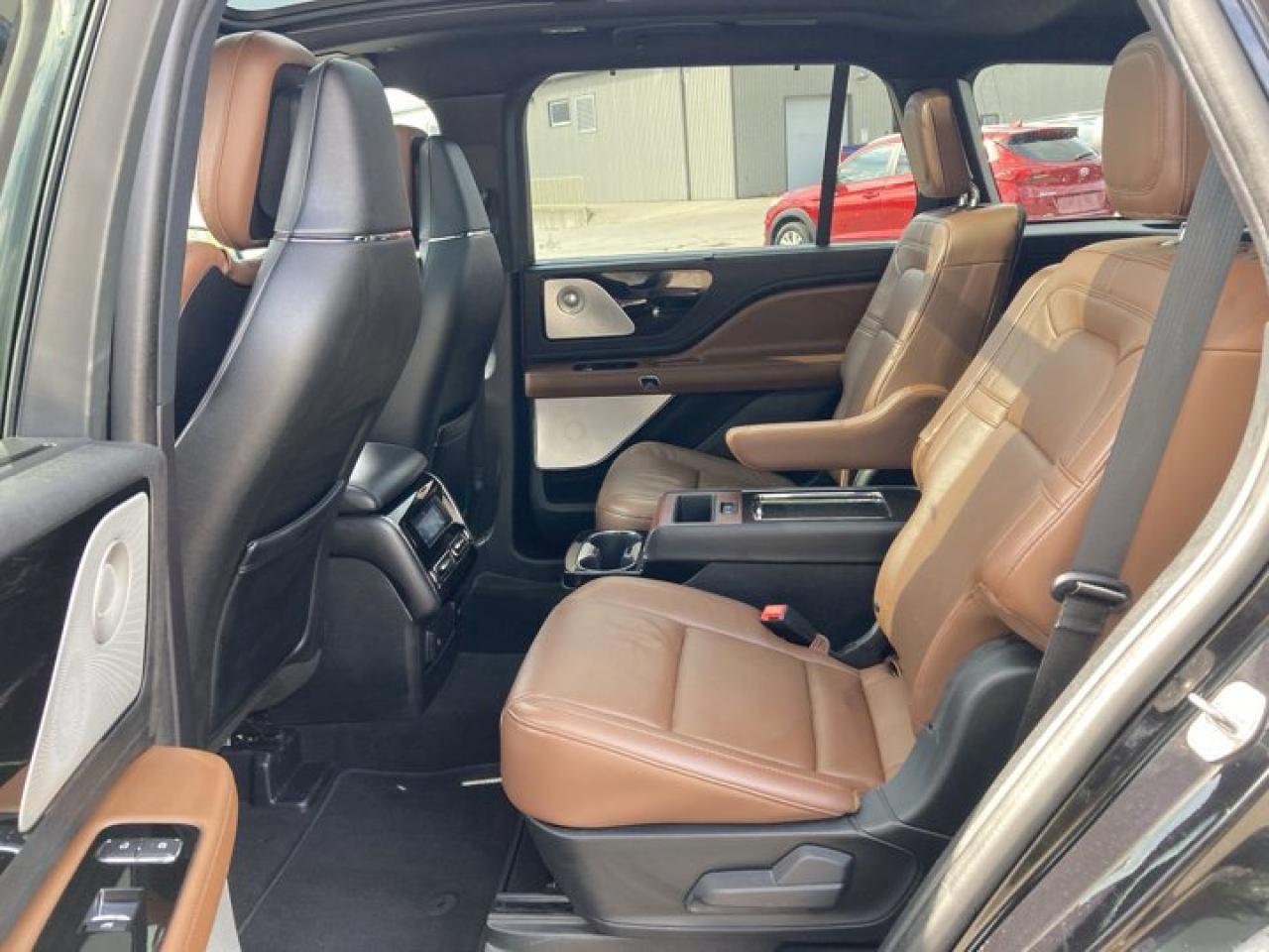 2023 Lincoln Aviator Reserve AWD | Heated Steering Wheel | Remote Start Photo