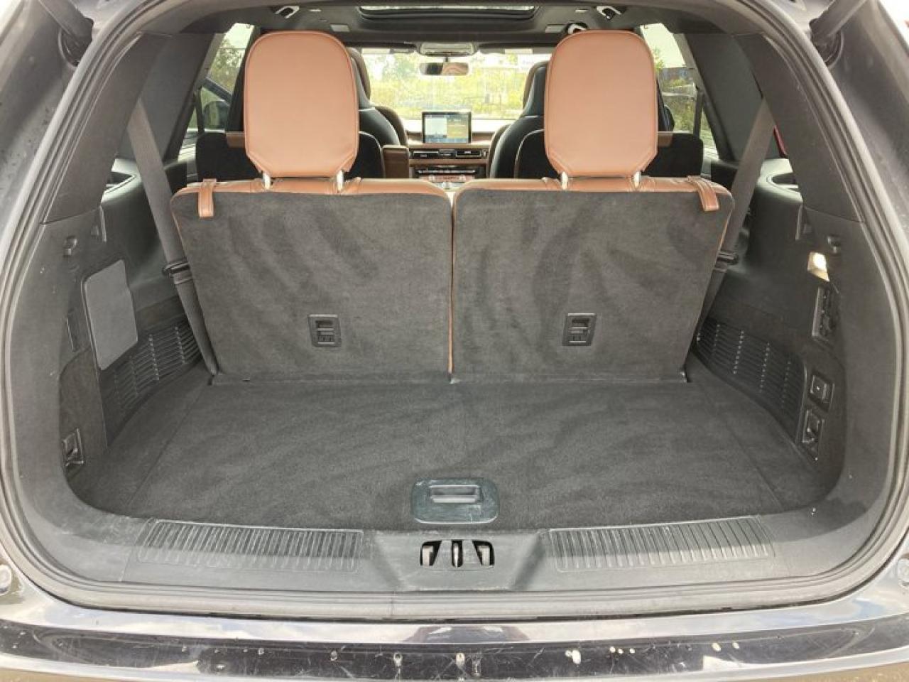 2023 Lincoln Aviator Reserve AWD | Heated Steering Wheel | Remote Start Photo