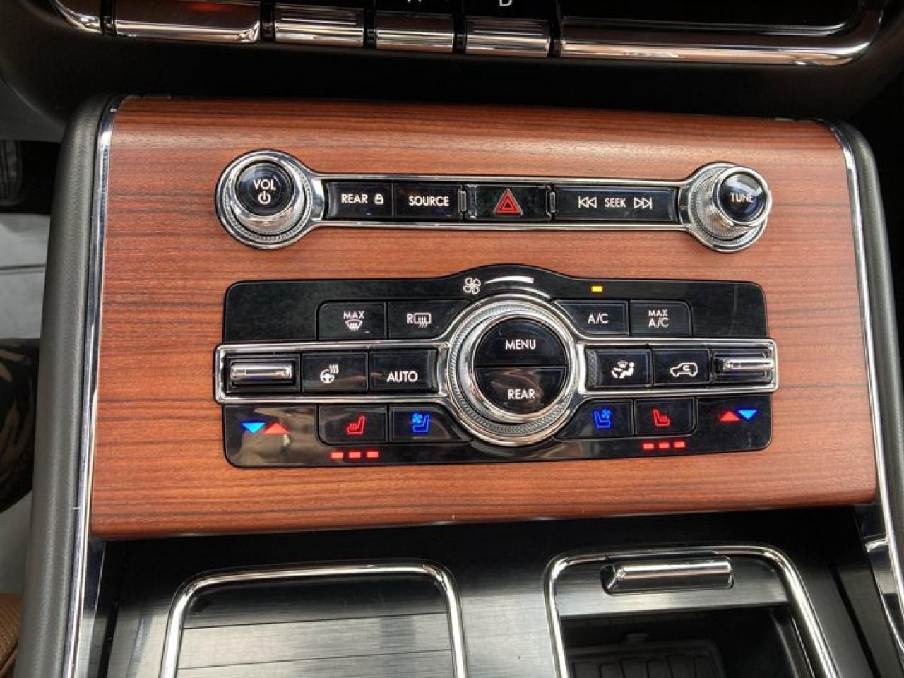 2023 Lincoln Aviator Reserve AWD | Heated Steering Wheel | Remote Start Photo