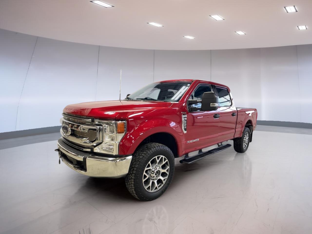 Used 2022 Ford F-350 Super Duty SRW XLT 4WD CREW CAB 6.75' BOX for sale in Moose Jaw, SK