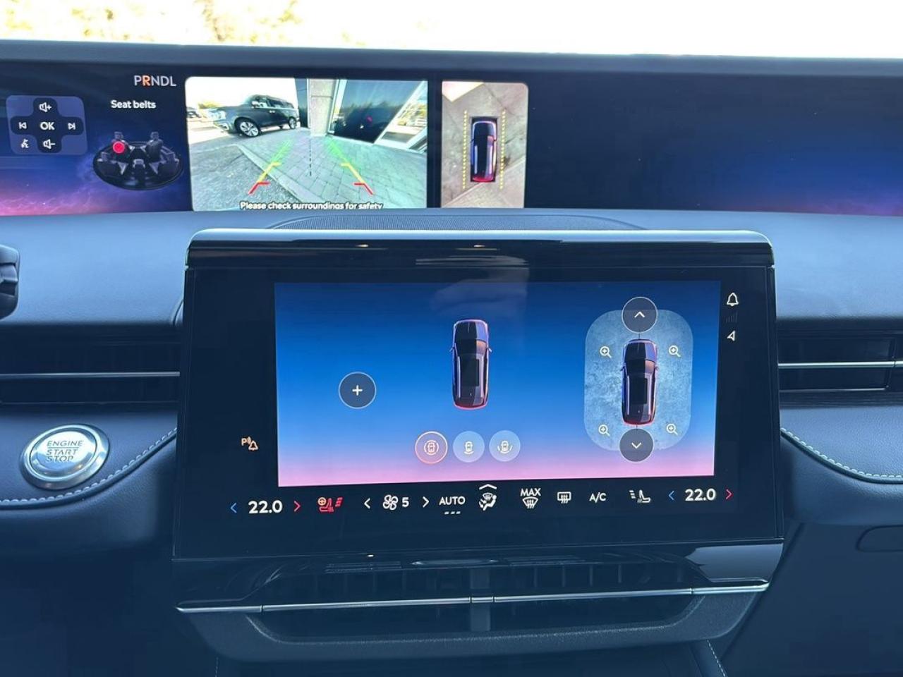 2025 Lincoln Nautilus RESERVE, AWD, 2L HYBRID, TOP TRIM 203A PACKAGE! Photo