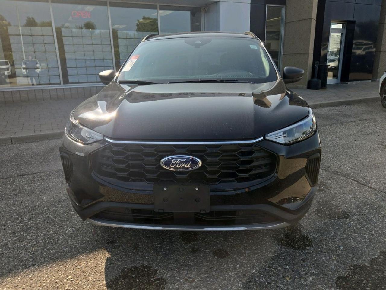 2025 Ford Escape ST-Line Photo1
