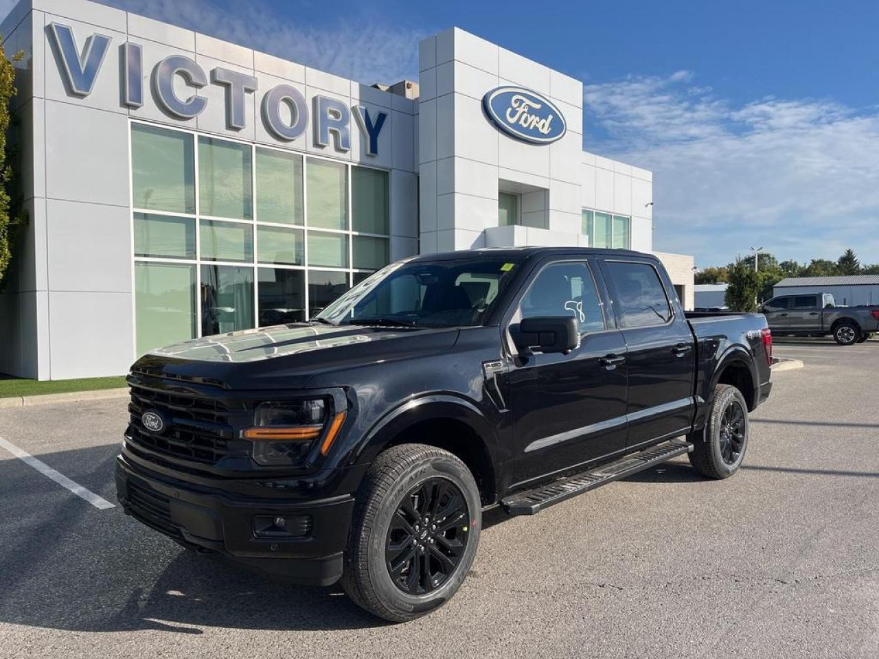 New 2025 Ford F-150 XLT for sale in Chatham, ON